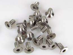 Винт М4 из нержавеющей стали