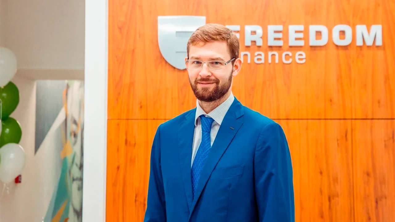 В чем обвиняют Тимура Турлова?