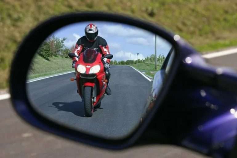 Безопасность на мотоцикле: главные правила и ошибки новичков