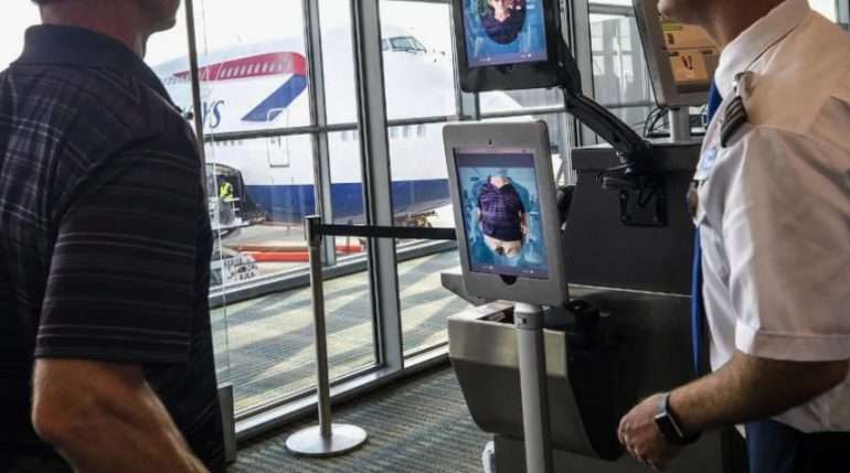 Биометрия в аэропортах: чем опасны утечки данных и кто несет ответственность