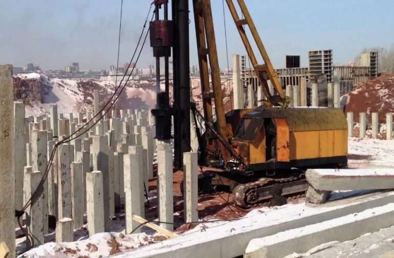 Забивка свай: сравнение ударного и вибрационного методов