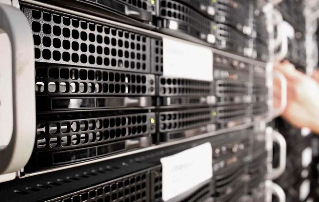 Отечественные системы хранения данных и серверное оборудование: развитие и импортозамещение
